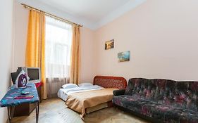 Квартира подобово у Львові на вулиці Щепкіна 5